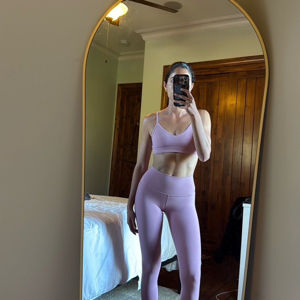 Aritzia Lilac High-Waist Leggings & Bralette Set